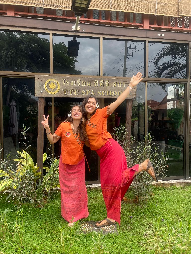 Alix masajista tailandés certificada en Chiang Mai, Tailandia